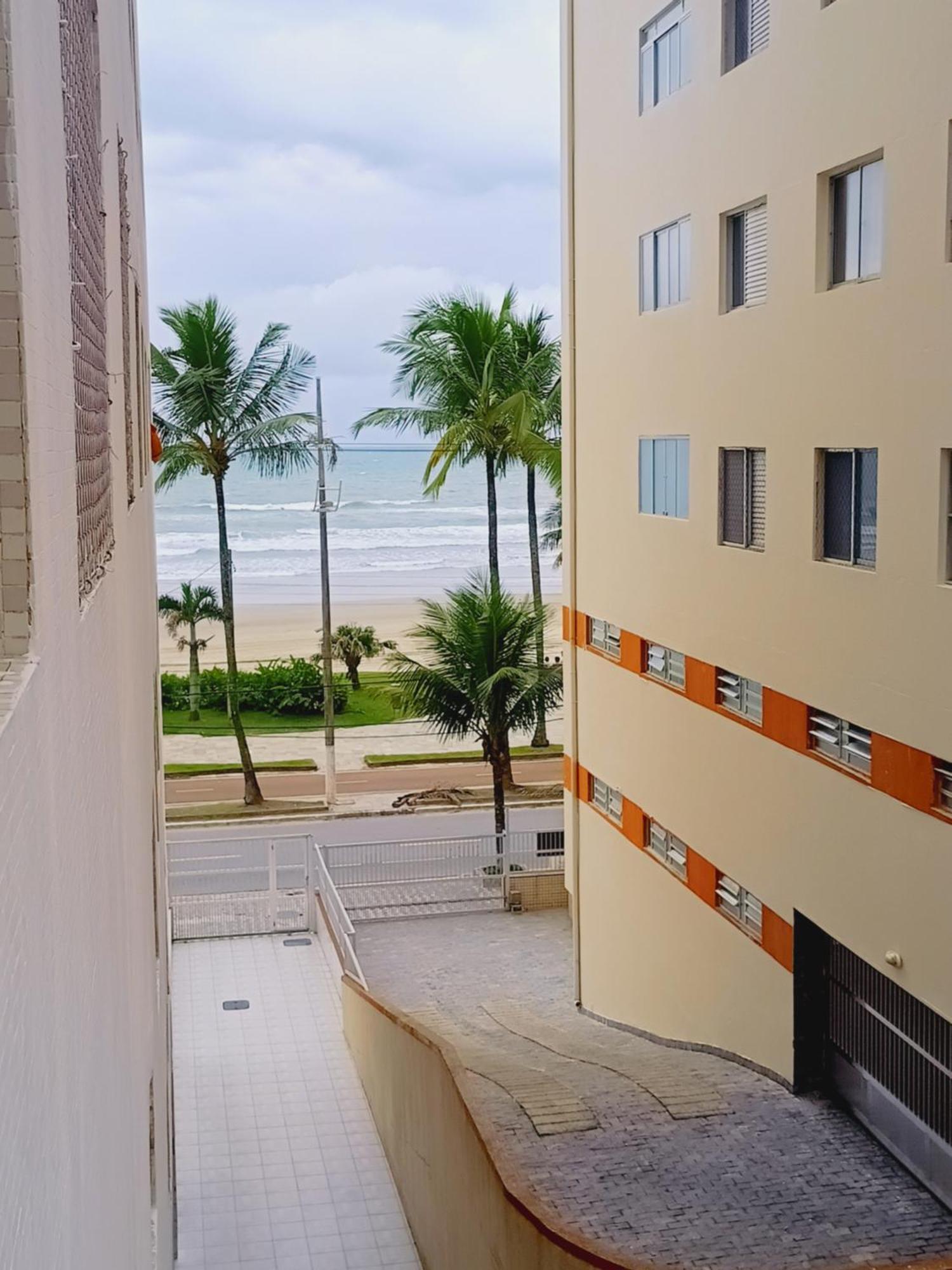 Apartamento Pe Na Areia Vila Caicara Praia Grande  Exterior photo